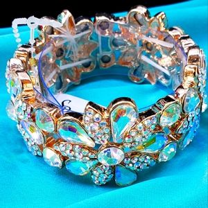 Stretch crystal bracelet